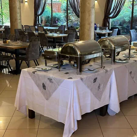 Hotel Perla Corp B Timişoara