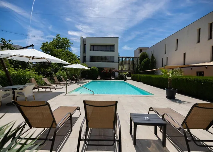 Perla Corp B Hotell 3*